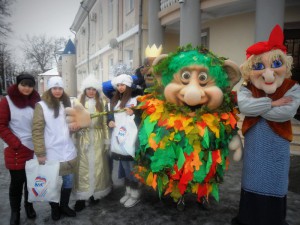 В преддверии Старого Нового года Молодогвардейцы Новошахтинска поздравили жителей